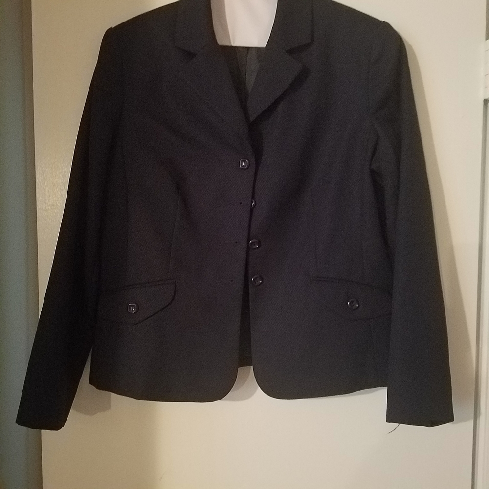 Women size 14 navy blue blazer
